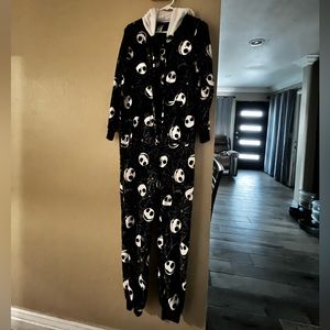 Disney jack skellington onesie//small 4-6